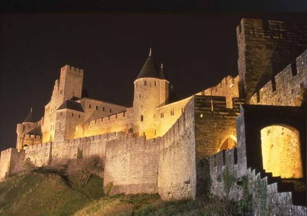 carcassonne-cite1.jpg