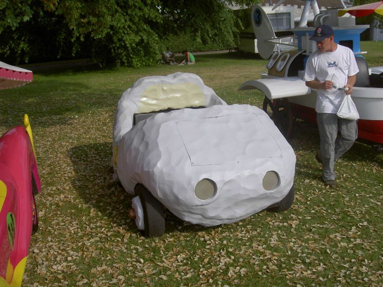 Wacky_Races_-_Boulder_Mobile.jpg