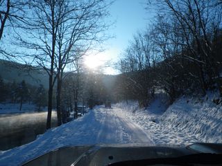 Chemin neige lac soleil.jpg